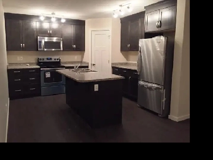 Beautiful 3 Bedroom Townhouse for Rent in Clareview Image# 1
