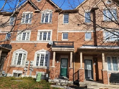 Basement room for $475 Image# 1