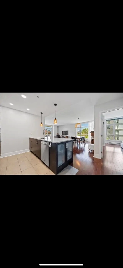 Condo Viva Laval Centropolis Image# 3