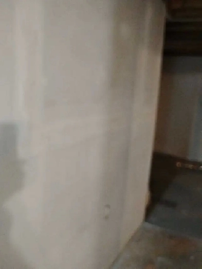 ACCOMODATIONS REQUIRED A.S.A.P FOR SKILLED RENOVATOR Image# 1