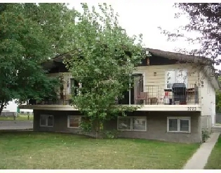 NEW AD: 2 Bedroom Main Floor Duplex – Renovated Image# 1