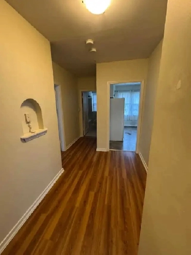 Downtown/Old City Apartment Image# 2