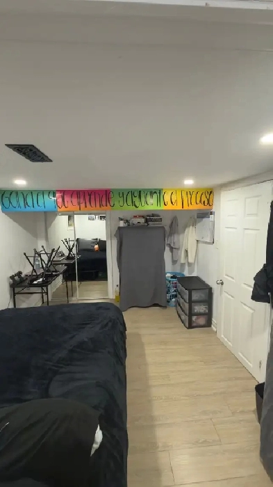 Big room with private washroom Image# 1