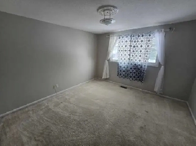 Room For Rent (AVAILABLE NOW) READ THE AD DESCRIPTION Image# 1