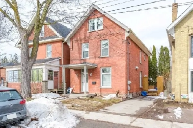 2 Bedroom, 1 Full Washroom Unit! In a Quiet Neighborhood. Image# 4