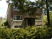 21A Twenty Fifth Street Spacious 2 bedroom apartment. Image# 1