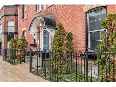 One Bedroom Apartment in Downtown Ottawa Image# 1