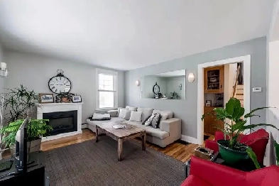 North End Detached House Available for January 1st Image# 1