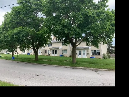 2 Bedroom Townhouse (Off Bayfield) Image# 1