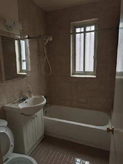 Brand new Kitchen 4 ½ NDG (close Monkland Village) for Dec./Jan. Image# 1