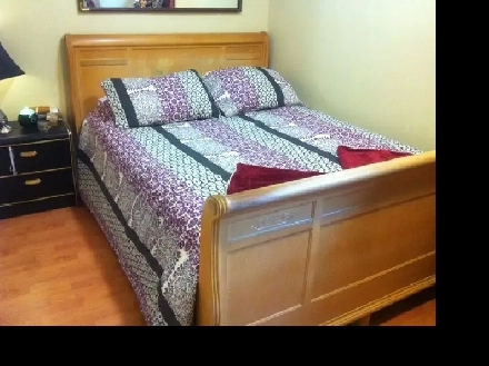 ROOM FOR RENT IN VERY NICE SUITE / SHARED SPACE Image# 7