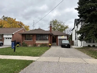 Rooms available walking distance to Kipling Subway Station Image# 1