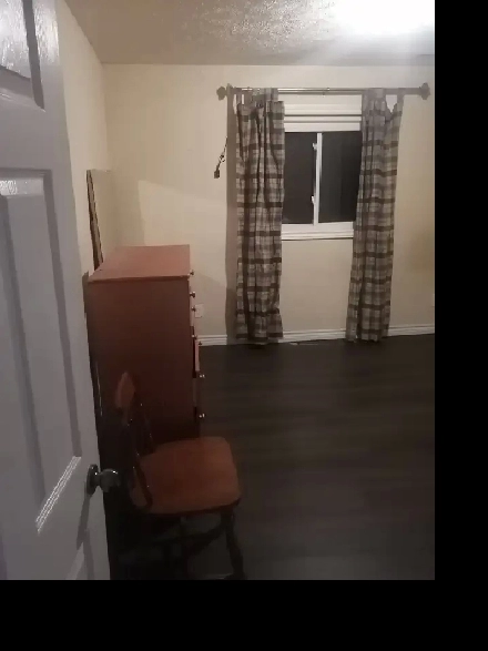 Beautiful furnished room for rent in Owen Sound. Image# 8