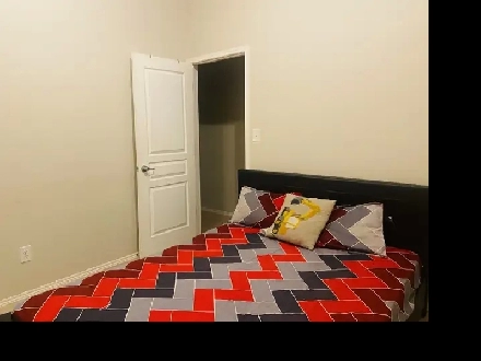 ROOM FOR RENT Image# 1