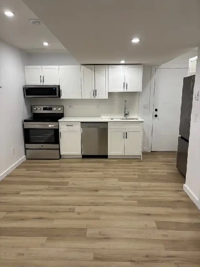 Brand new basement suite Image# 8