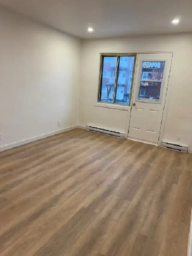 Villeray / Saint-Michel – 4 ½ Rénové à Neuf - 2 chambres fermées Image# 1