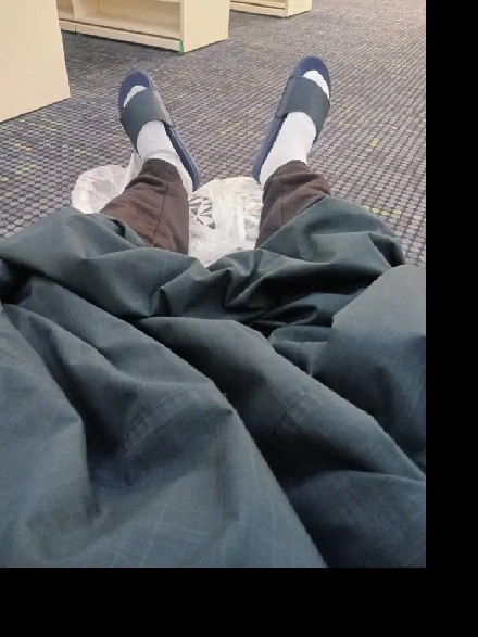 Guy in need of Place To Stay Image# 1