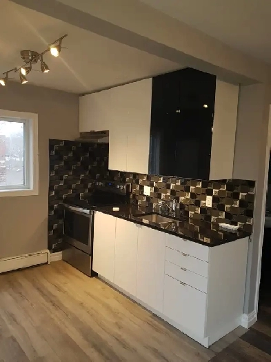 Renovated Studio Apt available Dec 1 $1,200 Jackson Rd Dartmouth Image# 3