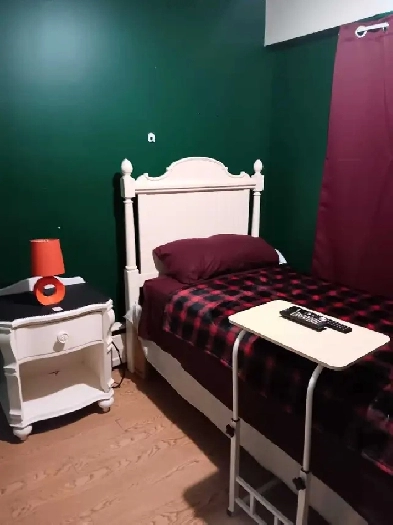 room for rent in great location Image# 4