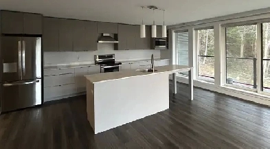 Dog Friendly, 2 bdrm, corner suite in Siraz 50  Commmunity Image# 1