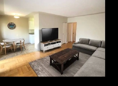 2 BED DEN IN METROTOWN AREA - JANUARY 1 Image# 5