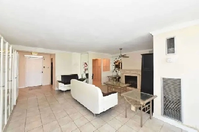 4-Bed   Parking/Water/Laundry/Amenities Incl! (The West Mall) Image# 1