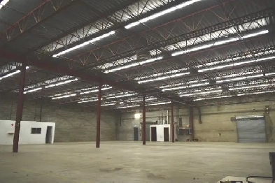 4,000 SqFt Commercial/Industrial Warehouse Available Immediately Image# 2
