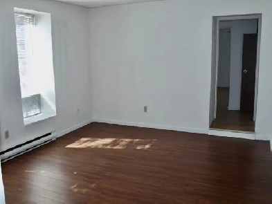 Central one bedroom all utilities included Image# 1