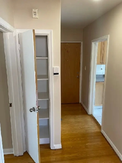 2br - 885ft2 - 2 Bedroom Apartment for Rent in North York Image# 1