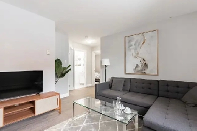 Saint Laurent 3 Bedroom Apartment for Rent - 1415 - 1800 Rue Cre Image# 1
