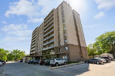 Pontiac Court Highrise - 2 Bedroom available at 1270 Pontiac Cou Image# 11