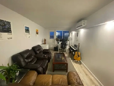 Studio Apartment for rent $1265 - FREE Hydro, Wifi, Parking Image# 1