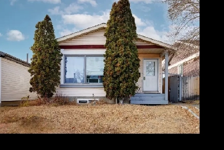 INVESTOR ALERT! FALCONRIDGE HOME WITH A BASEMENT SUITE FOR SALE Image# 5