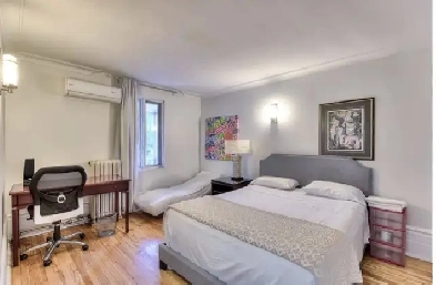 Room in a large House - Downtown Image# 1