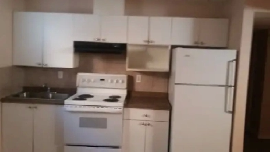 1 Bedroom with 1 Extra Room (Bedroom size) For Rent Image# 1