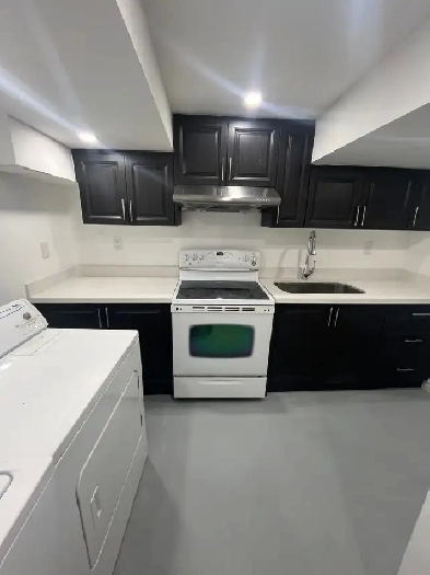 Ellesmere & Markham Rd 2B1B Basement Apartmnet for Rent Image# 1