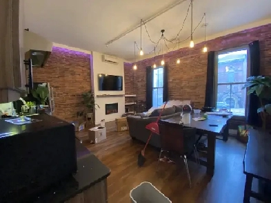 UPTOWN! 89 Princess Suite 203 Image# 6