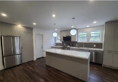 2 Bdrm Avenue and Eglinton Rd Image# 1