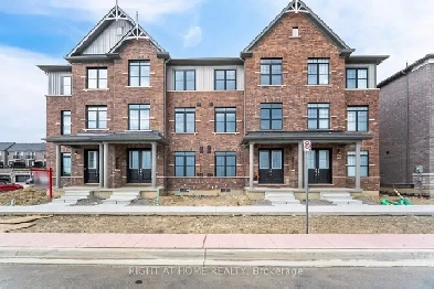 4 bedroom upper level town house for rent Brampton Image# 1