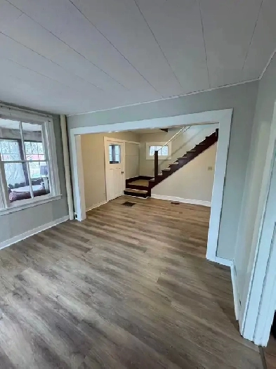 448 Smythe St, 4bedroom whole house (1bath 1kt)South downtown Image# 7