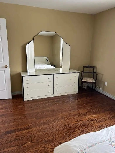 Room on second floor in home at Yonge & Finch near subway Image# 1