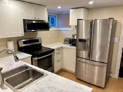 Bright Modern 1-Bed Basement Apt – Yonge & Sheppard | $1,850 | Image# 1