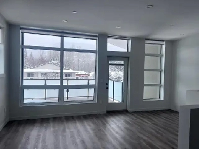 2 Bedroom town house for rent Image# 2