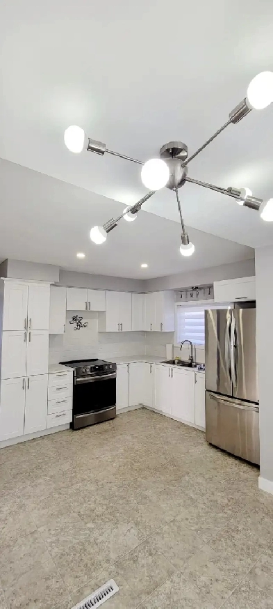 Beautiful, Modern Design 2 Bedrooms 2 Washrooms House For Rent Image# 19