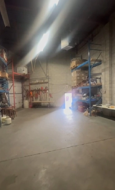 Industrial  Warehouse   Storage  Space Sharing Image# 2