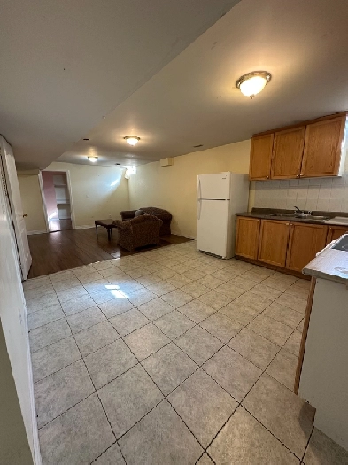 2 Bedroom   Den Basement Apartment For Rent In Brampton Image# 1