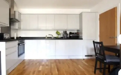 Room for Rent near Lawrence West subway Station $850 Image# 1