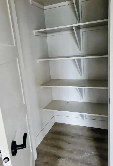 Beautiful 1 Bedroom - Huge Incentives for this Luxury New Bldg Image# 3