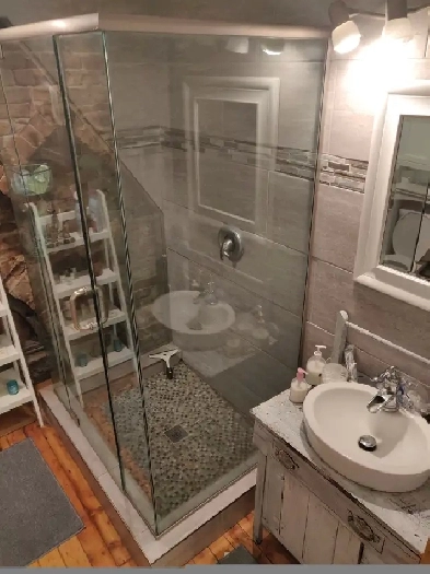 Luxury Two Bedroom for rent ALL INCL! Near Downtown & Queen's Image# 5