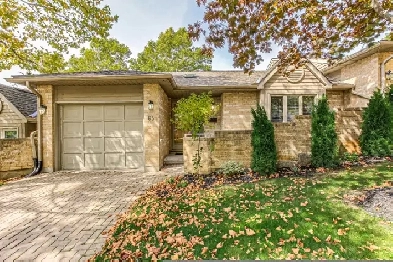 2 Bedroom 2 Bathroom Executive Condo with Garage near UWO Image# 1